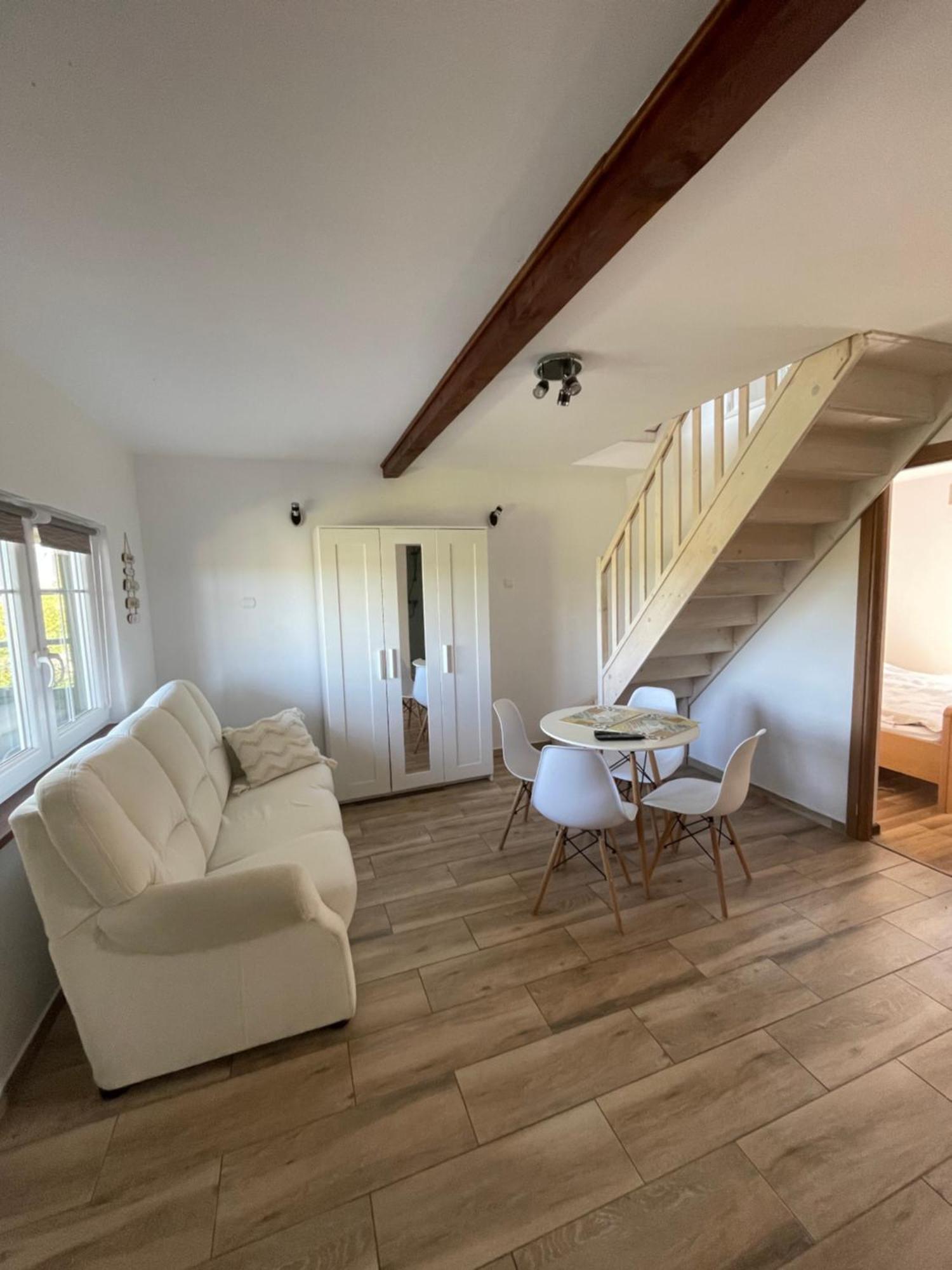 Villa Mewaewa Przystan Na Relaks à Jezierzany Extérieur photo